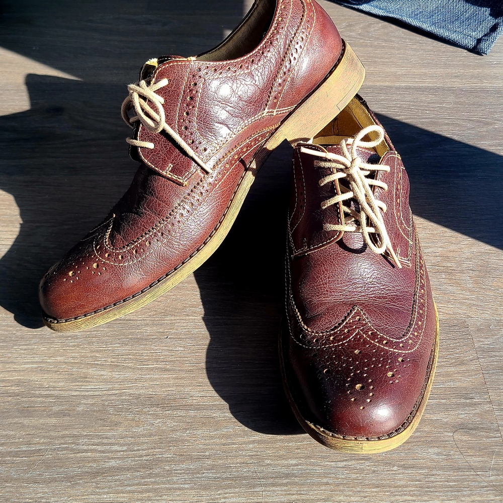 Classic Brown Leather Men's Brogues